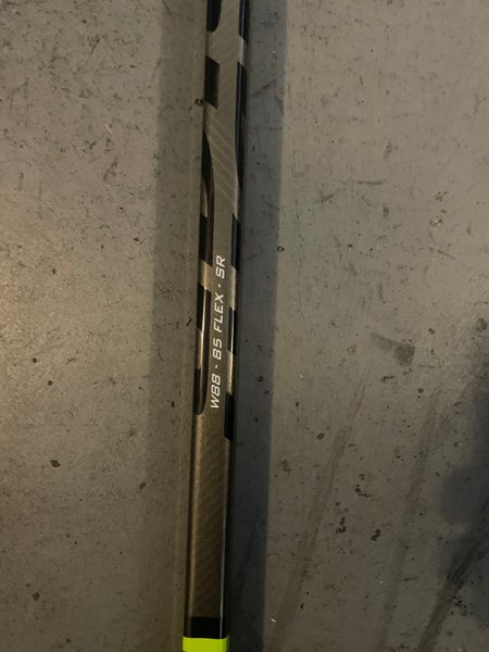 Senior Right Handed W88 Alpha LX Pro Hockey Stick