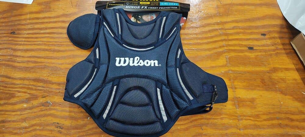 WILSON PRO STOCK HINGE FX FASTPITCH SOFTBALL CHEST PROTECTOR NAVY BLUE 16.5 3340