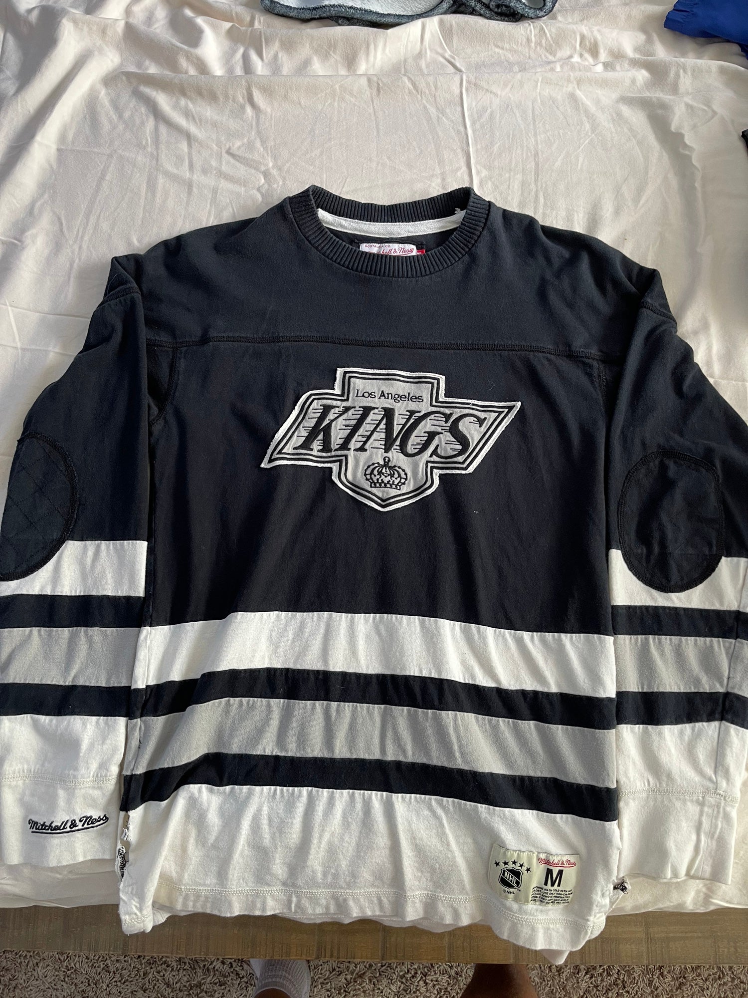 Custom Vintage CCM NHL Los Angeles Kings Jordan #23 Hockey Jersey 