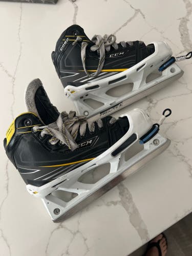 Used CCM Extra Wide Width Size 5 EE Tacks 6092 Hockey Goalie Skates