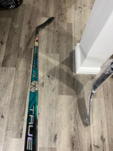 Used Right Handed P92M Catalyst PX Hockey Stick
