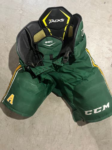 Senior Medium CCM Pro Stock Tacks 65c Hockey Pants