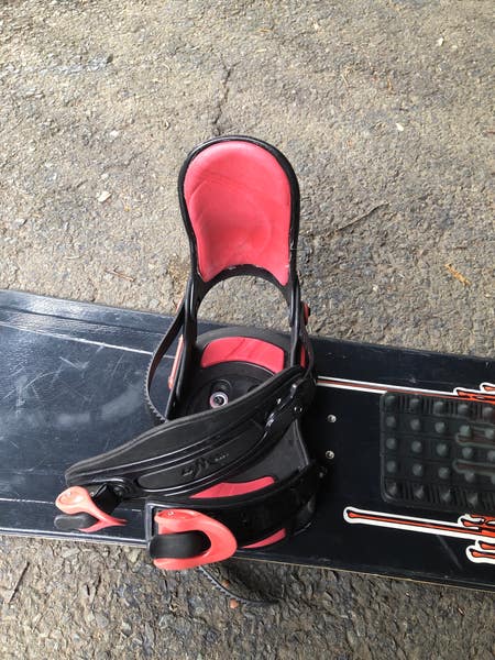 Used Lamar Diablo Snowboard with Bindings (151cm) | SidelineSwap