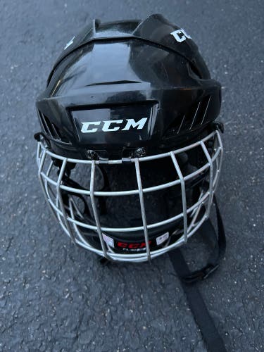 Used Medium CCM FL40 Helmet