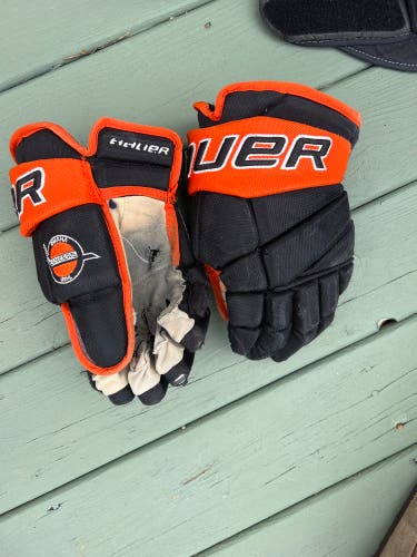 Used OMAHA LANCERS gloves