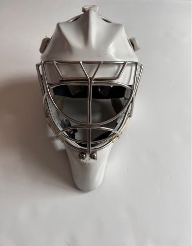 Senior CCM Axis 1.9 Goalie Mask