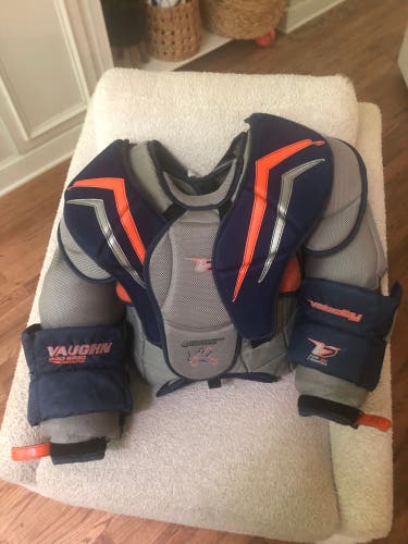 Vaughn Velocity V7 Pro XF Carbon Goalie Chest Protector Size Senior Small