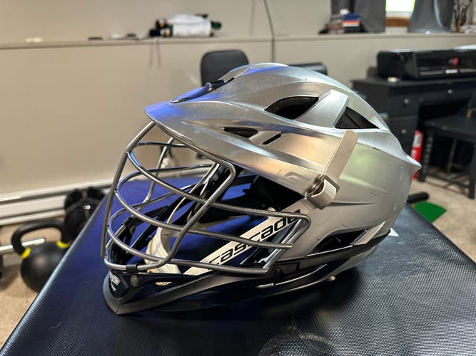 Used Cascade S Helmet - Platinum