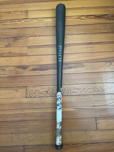 Dove Tail Bat DT71 axe Bat
