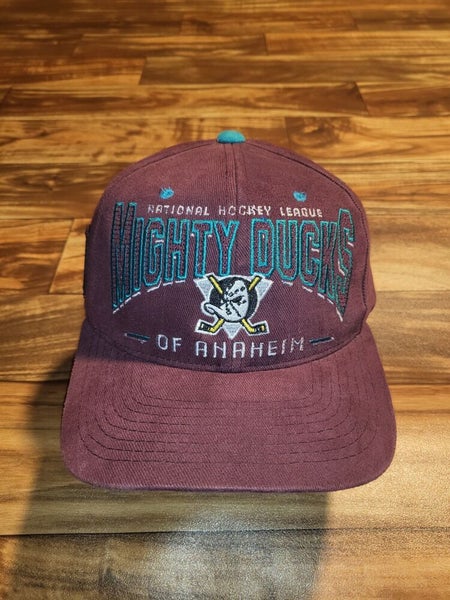 ANAHEIM MIGHTY DUCKS RARE VINTAGE NHL ADJUSTABLE