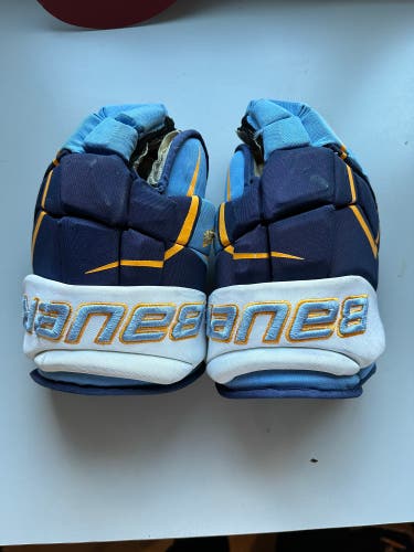 Bauer 14" Vapor Hyperlite Gloves