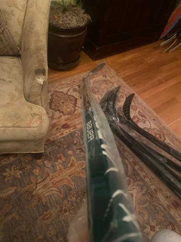 Senior Left Hand P92 Pro Stock Vapor Hyperlite Hockey Stick