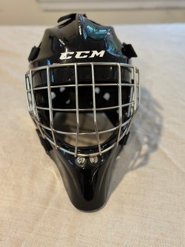 Like New Senior Small Certified CCM 1.9 Goalie Mask