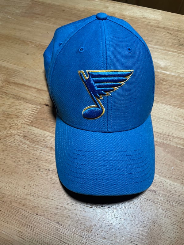 St. Louis Blues NHL Zephyr Blue Baseball Cap Hat Fitted Size 7 1/8 - New!