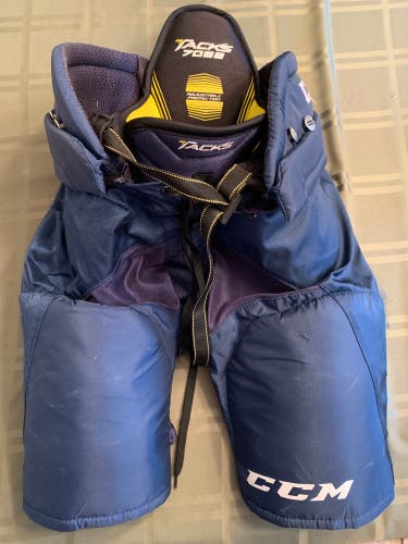 Used XL CCM Tacks 7092 Hockey Pants