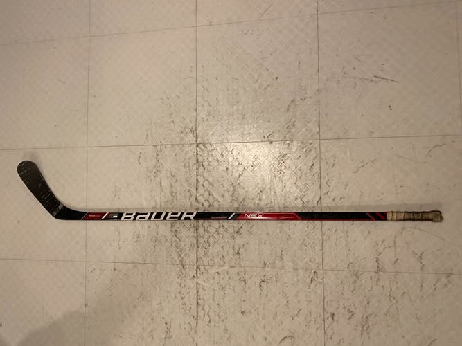 Used Intermediate Bauer Right Handed NSX Hockey Stick P92