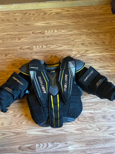 Used Medium Bauer Supreme 2S Pro Goalie Chest Protector