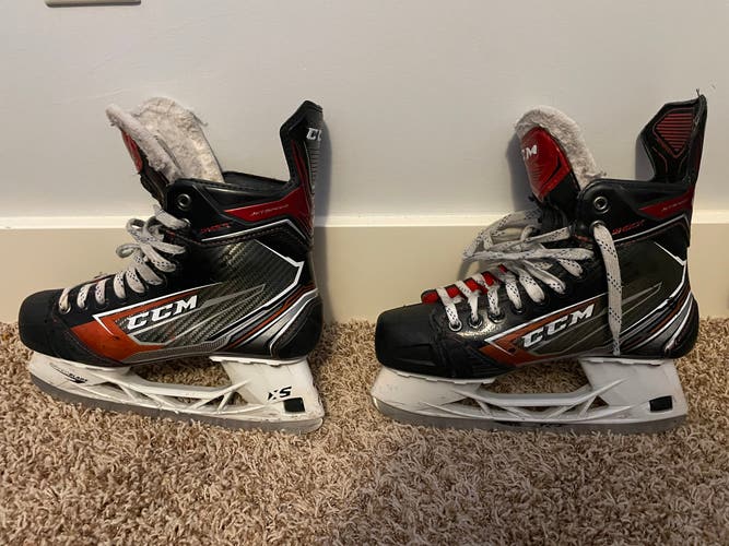 Used CCM Regular Width  Size 6.5 JetSpeed Shock Hockey Skates