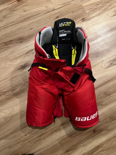 Senior Large Bauer Pro Stock Supreme Ultrasonic Hockey Pants
