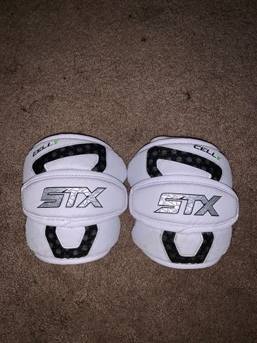 Used Large STX Cell V Arm Pads