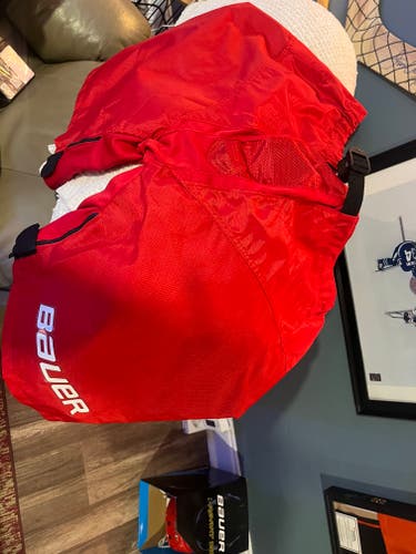 New XL Bauer Hockey Pants