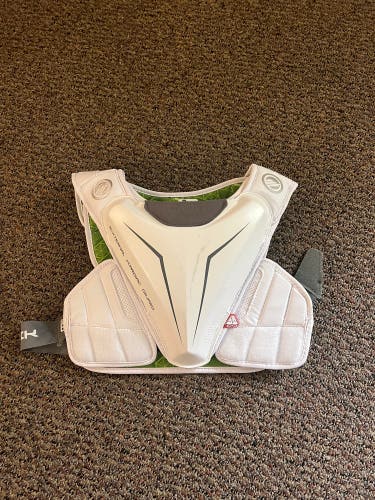 Adult Medium Maverik M5 Shoulder Pads
