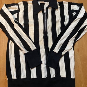 Classic referee shirt with metal zipper