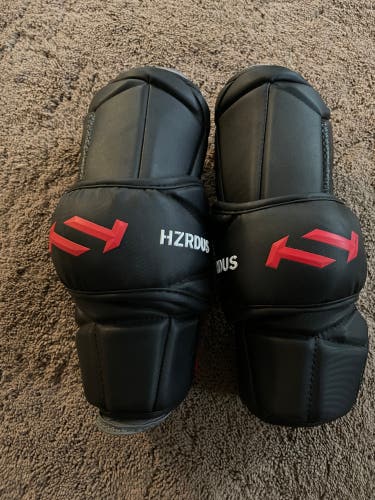 True Hzrdus Arm Guards