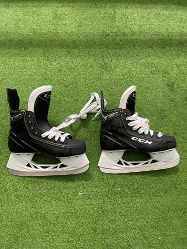 CCM Tacks 9350 Skates (Junior, 1D, New) *FREE SHARPENING*