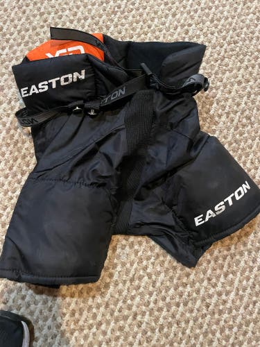 Youth small hockey shorts