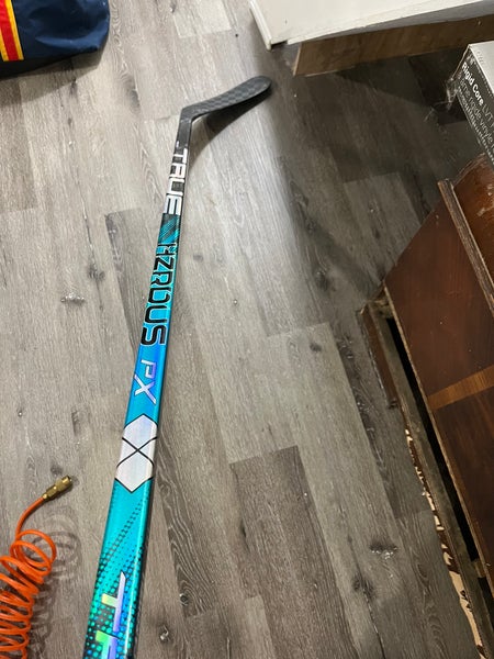 Senior Right Handed P92M Pro Stock Catalyst PX Hockey Stick