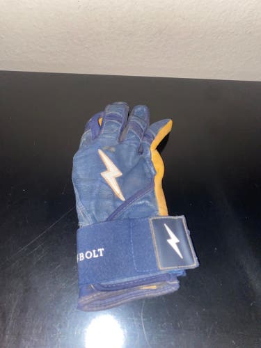 Bruce bolt Navy Blue Size M