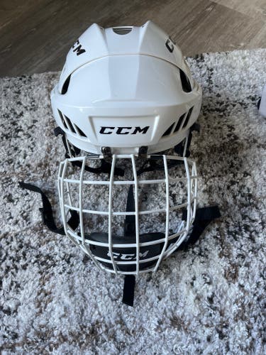 CCM FL80 Helmet