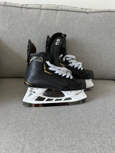 Used Bauer Regular Width Pro Stock Size 7.5 Supreme 2S Pro Hockey Skates