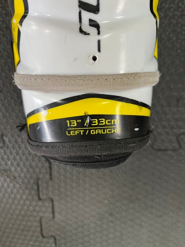 Used Bauer Supreme 2S Pro Shin Pads