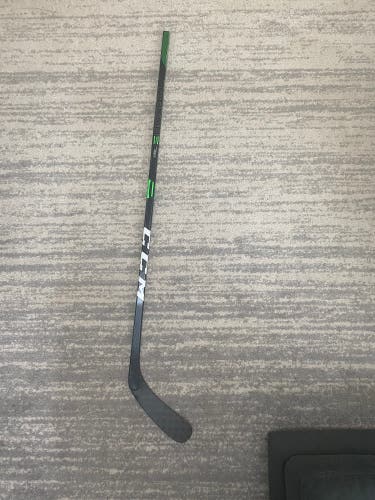 Intermediate Left Hand P29 RibCor 76K Hockey Stick
