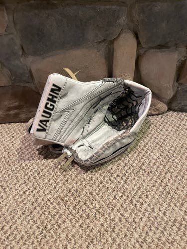 Used Regular  V9 Pro Carbon