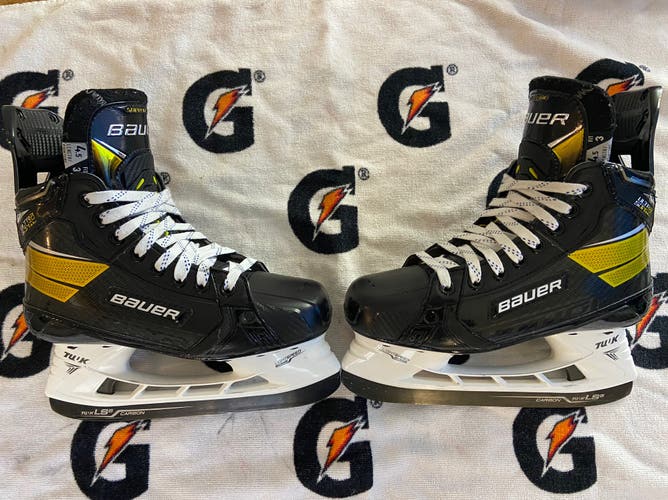 Used Bauer 4.5 Supreme UltraSonic Skates