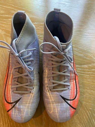 Nike mercurial Purple Women's Molded Cleats Nike Cleats