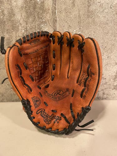 Rawlings Full Grain 11 3/4” RHT Baseball Glove