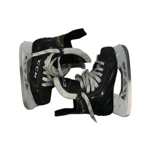 Used Ccm Super Tacks 9350 Junior 01 Ice Hockey Skates