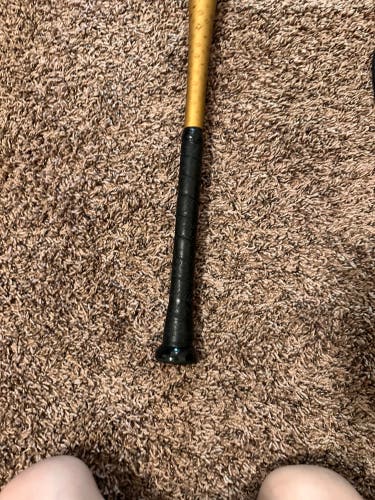2023 Alloy (-3) 30 oz 33" Voodoo One Gold Bat