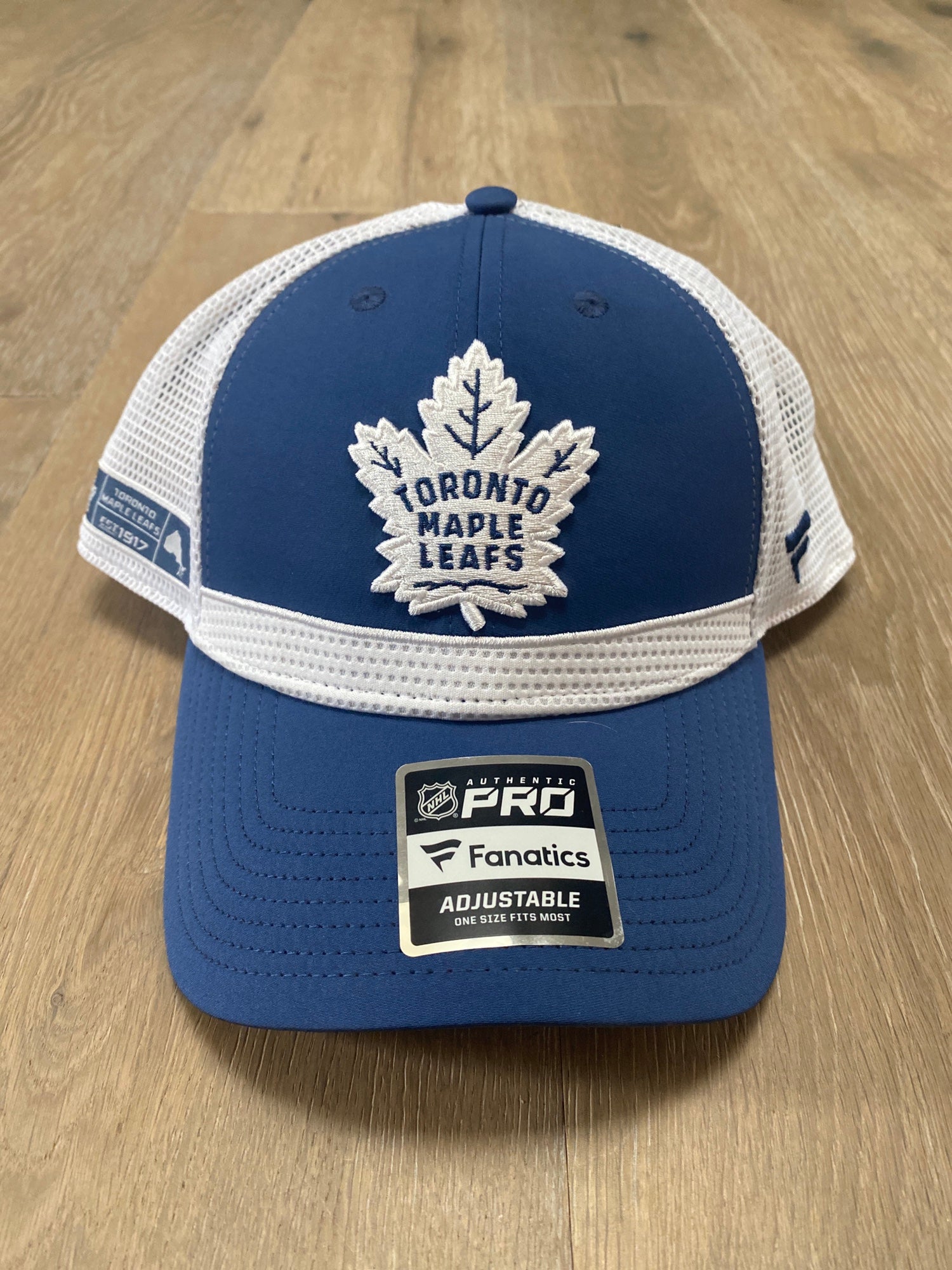 Toronto Maple Leafs Varsity Retro Style Hoodie – Calhoun Store
