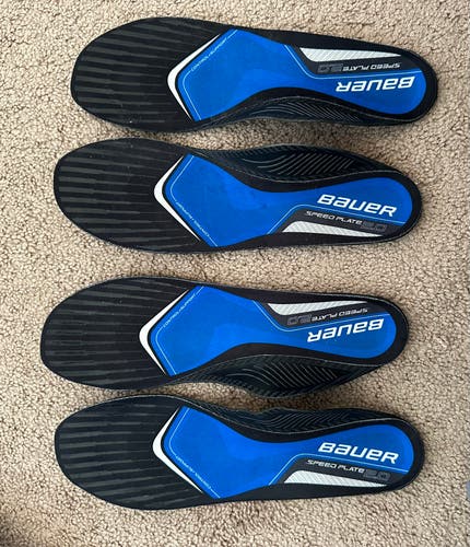 New Bauer Regular Width Size 10 Speed Plate Hockey Skates