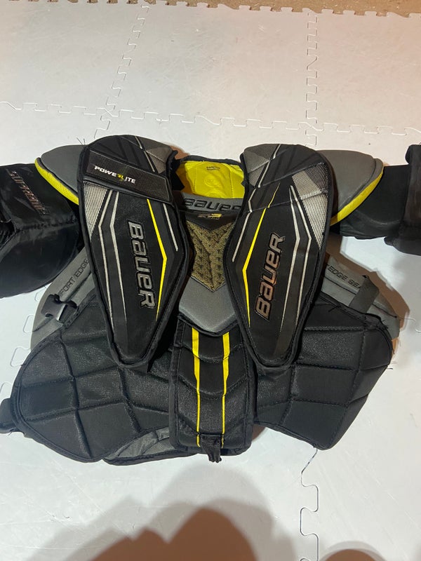 Used Small Bauer  Supreme 2S Pro Goalie Chest Protector