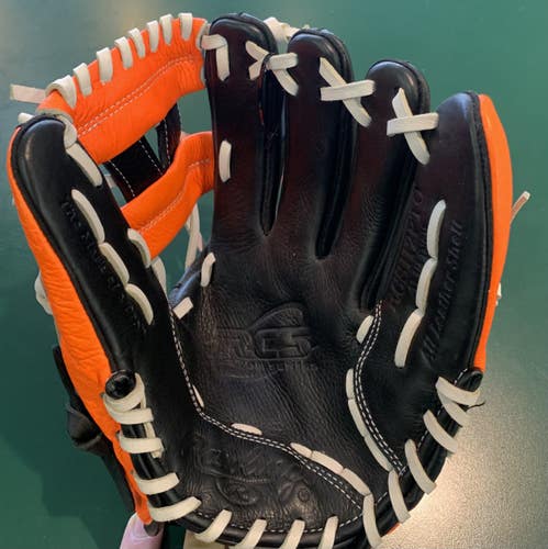 New Rawlings Right Hand Throw RCS Baseball Glove 11.25"