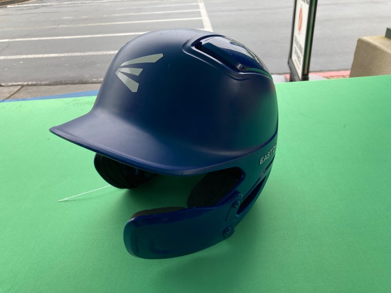 Used 7 1/8 - 7 3/4 Easton Gametime Batting Helmet