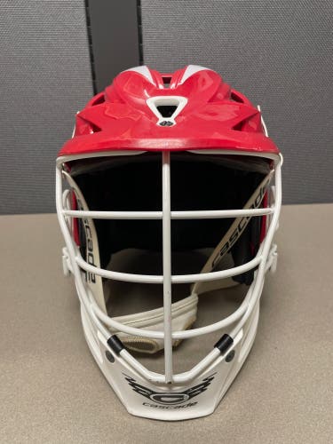 Player's Cascade R Helmet