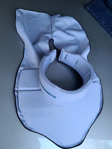 New Passau Roughneck neck guard