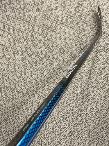 Bauer Nexus 3N 65 flex P92 curve right hand stick